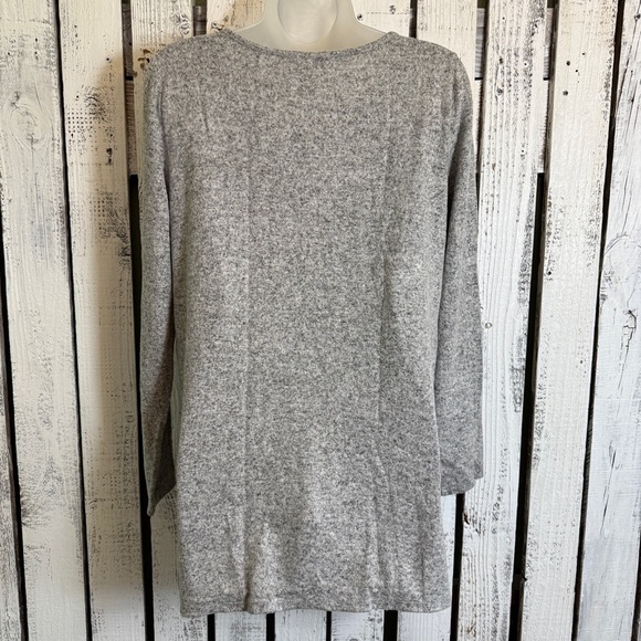 Apt. 9 Cozy Soft Sweater Top Gray Women Size Small Relax Fit Lightweight Buttons - Picture 7 of 10